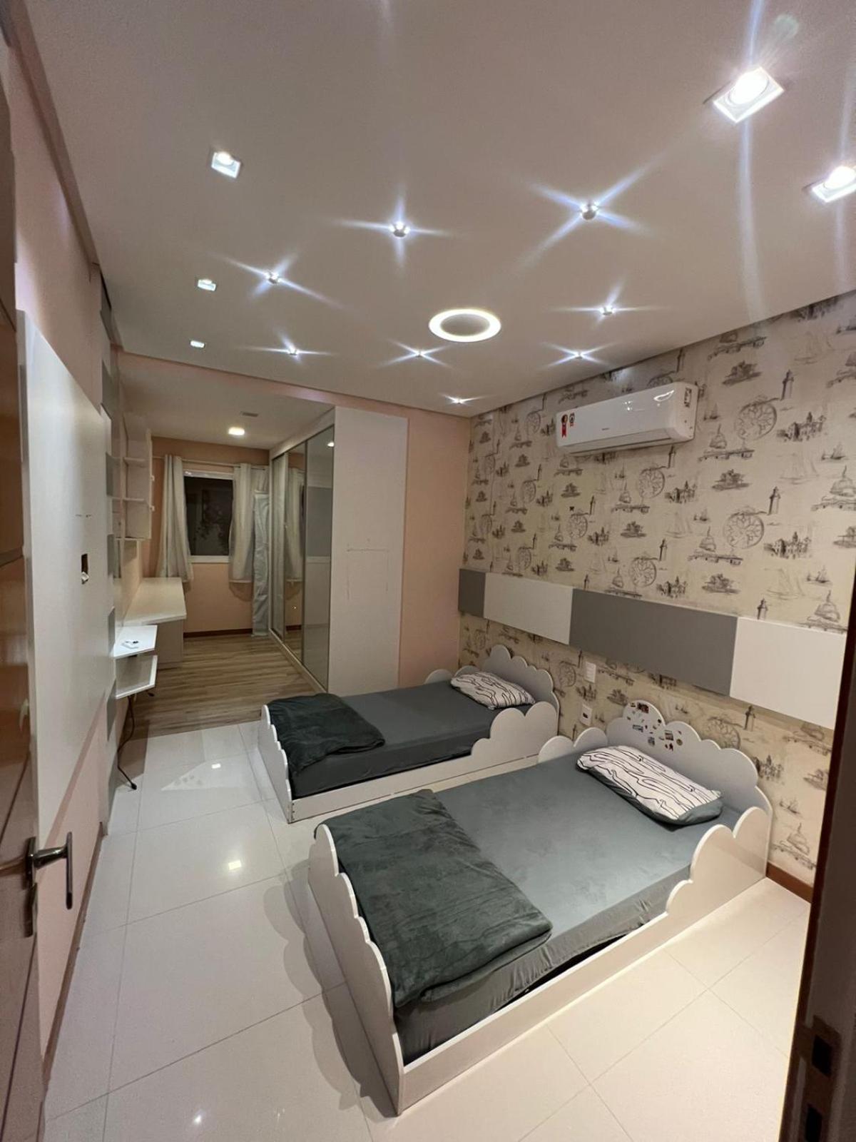 Apt 3Q Luxo Com Ar E Jacuzzi Na Beira Mar กวาราปารี ภายนอก รูปภาพ