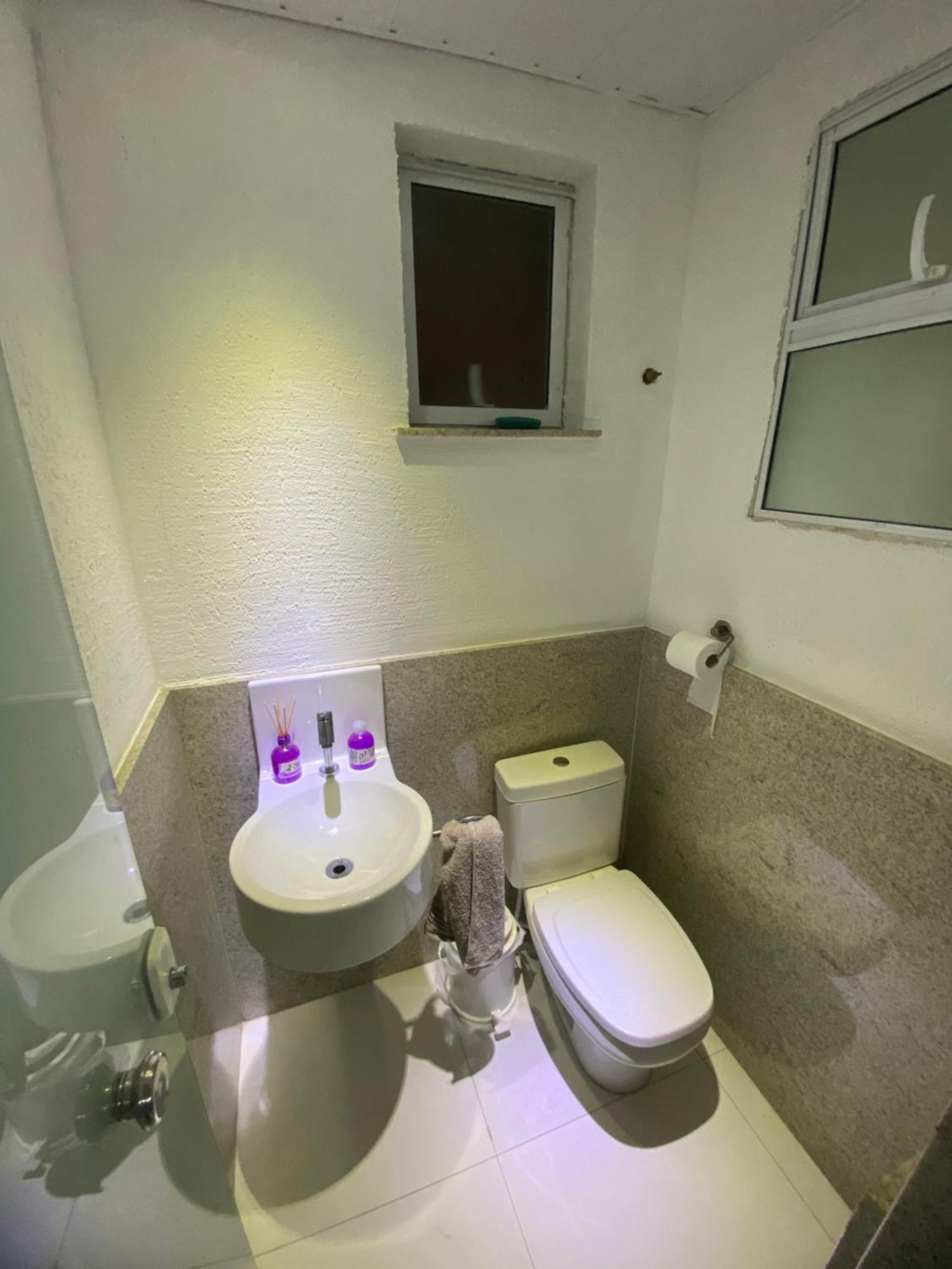 Apt 3Q Luxo Com Ar E Jacuzzi Na Beira Mar กวาราปารี ภายนอก รูปภาพ
