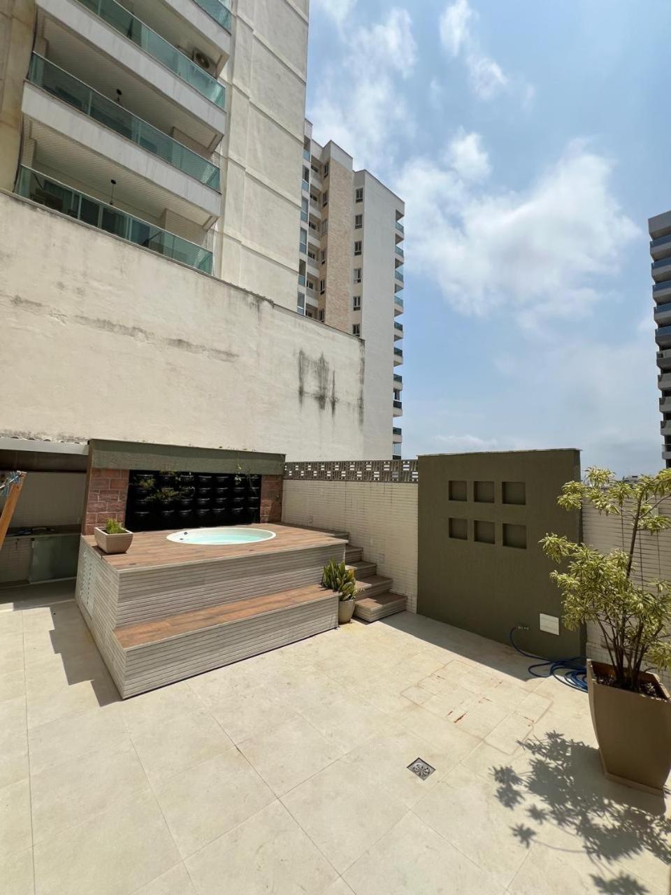 Apt 3Q Luxo Com Ar E Jacuzzi Na Beira Mar กวาราปารี ภายนอก รูปภาพ